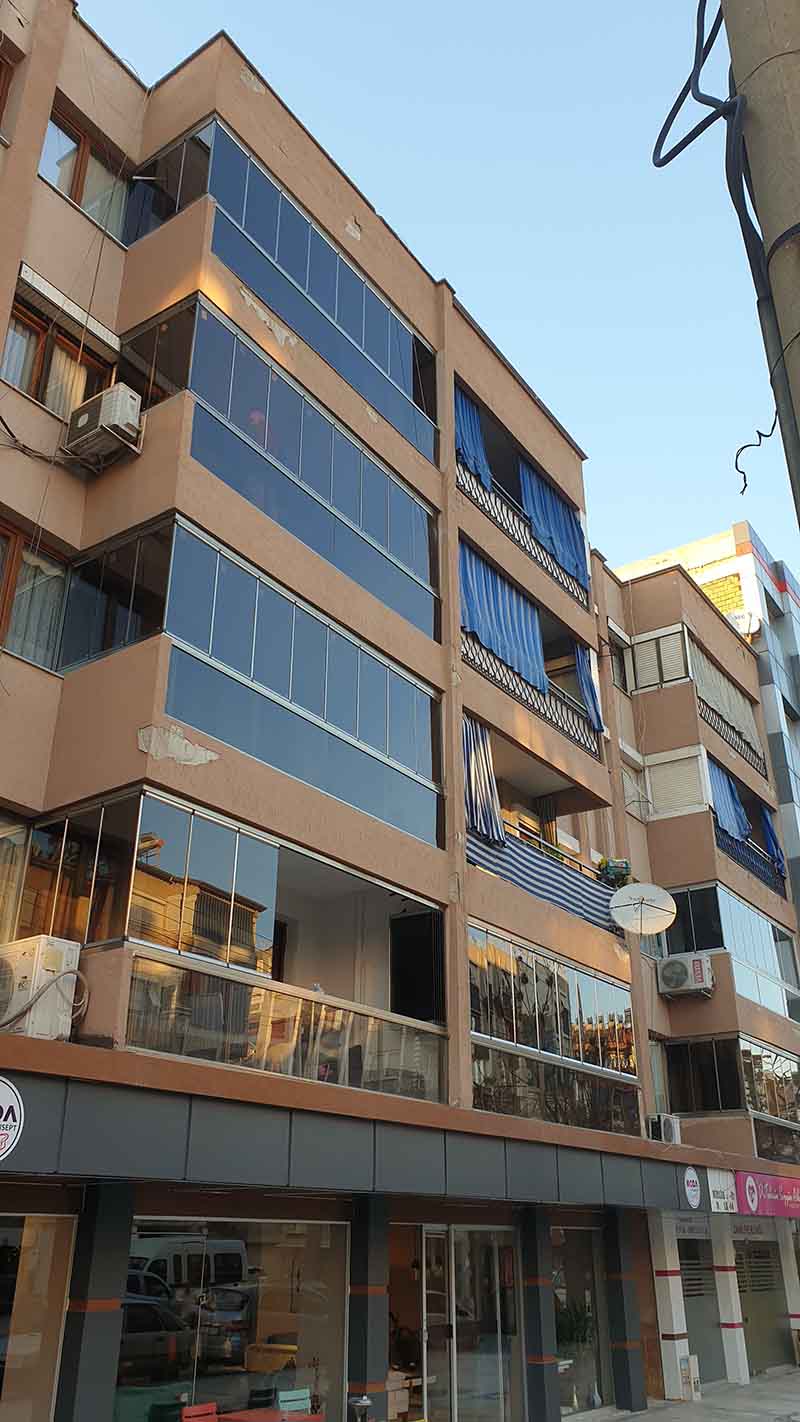 Salihli Katlanır Cam Sistemleri